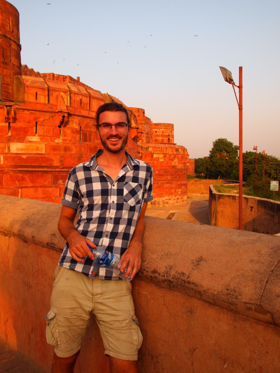 Vor dem Agra Fort